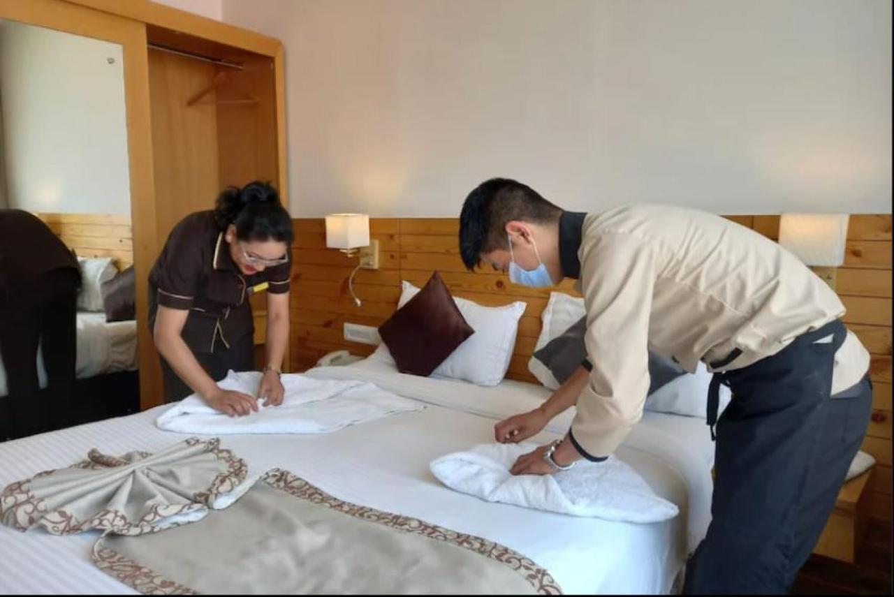 Mann Dechen And Palmo, Mg Marg, Gangtok Hotel Ngoại thất bức ảnh