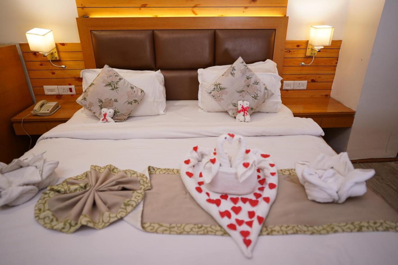 Mann Dechen And Palmo, Mg Marg, Gangtok Hotel Ngoại thất bức ảnh