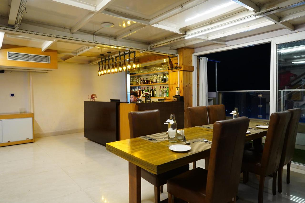 Mann Dechen And Palmo, Mg Marg, Gangtok Hotel Ngoại thất bức ảnh